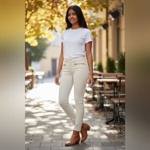 Guess Cream Low Rise Super Skinny Jeans "Maxine Fit"